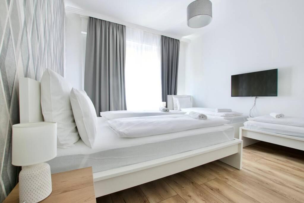 Premium Apartment By Hi5-Vaci Str. 3 Bedroom Budapest Luaran gambar