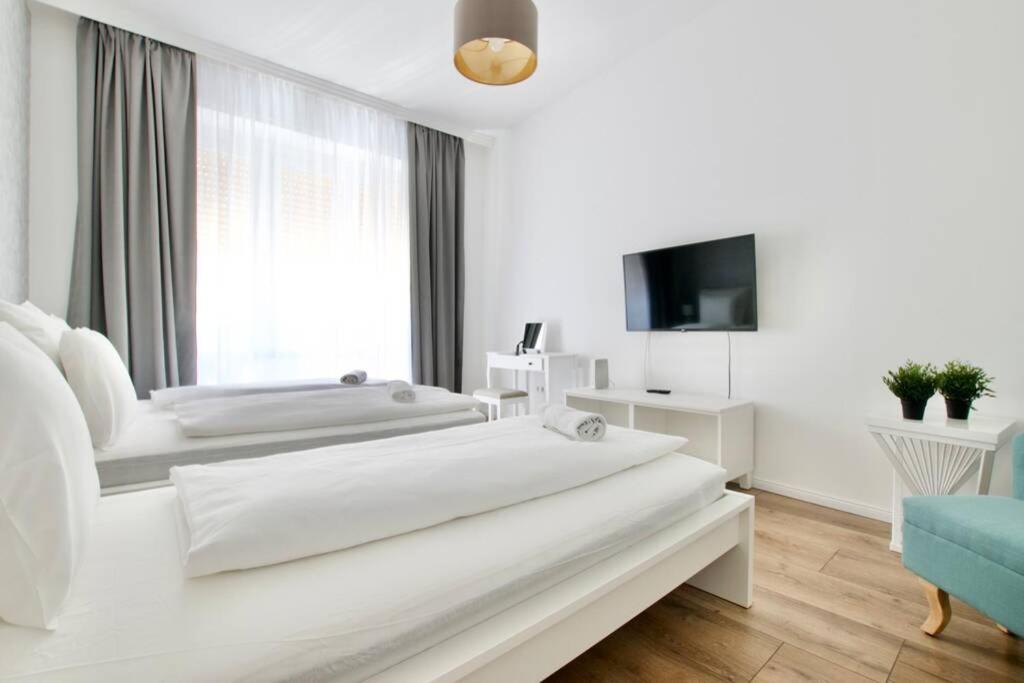 Premium Apartment By Hi5-Vaci Str. 3 Bedroom Budapest Luaran gambar